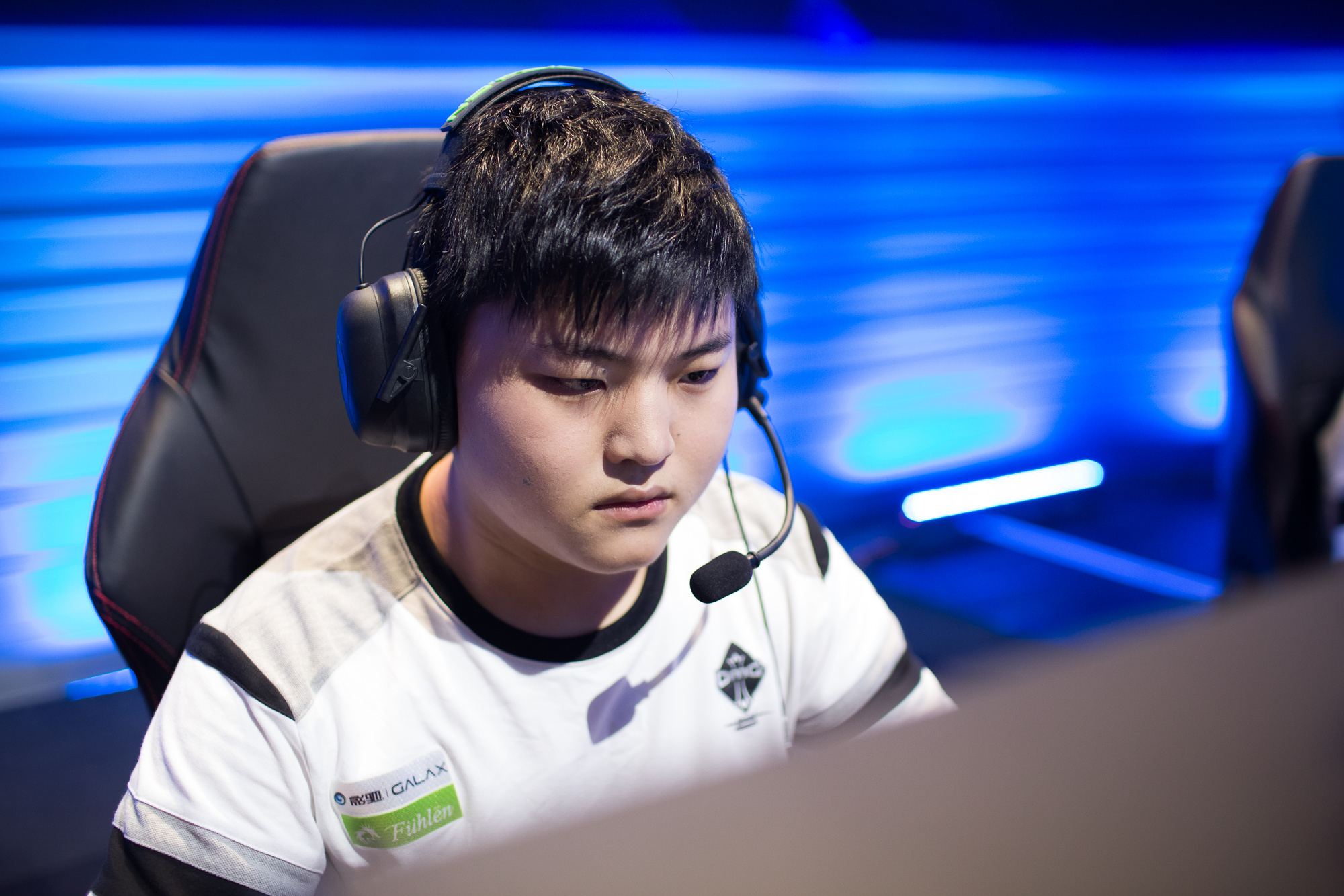 不只是他们 不只是他们