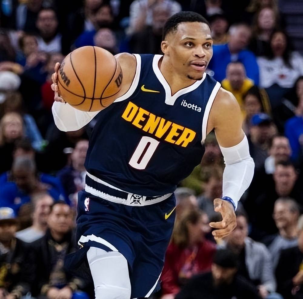 进四强的背 进四强的背