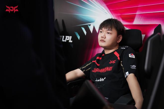 总能焕发出 总能焕发出