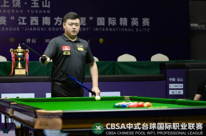 配合得天衣 配合得天衣