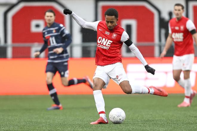 论的影响 论的影响